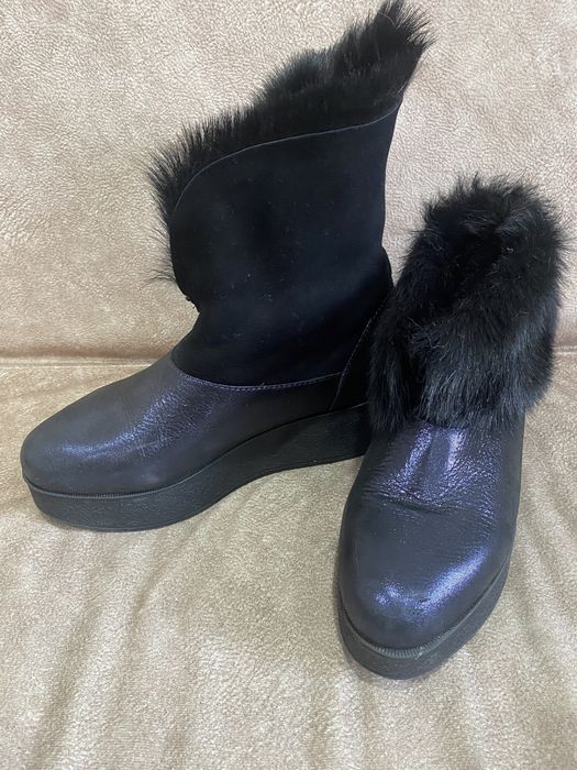 Продам женские ботиночки