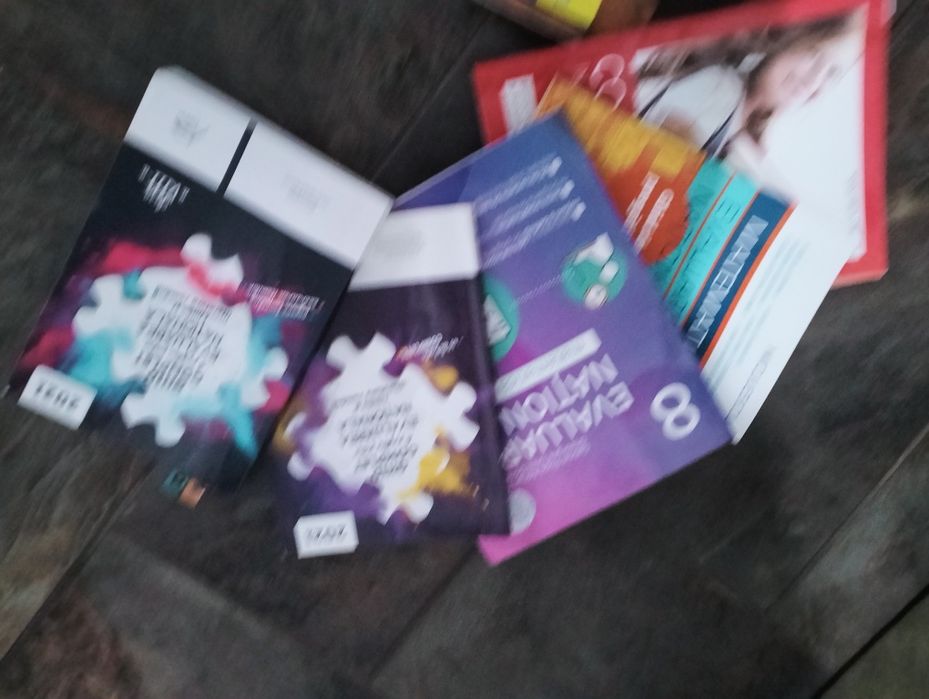 Vând cărți / culegeri pentru Evaluarea Națională