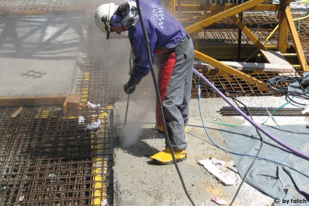 Buciardare, hidrodemolare beton, hidrosablare, sablare cu nisip