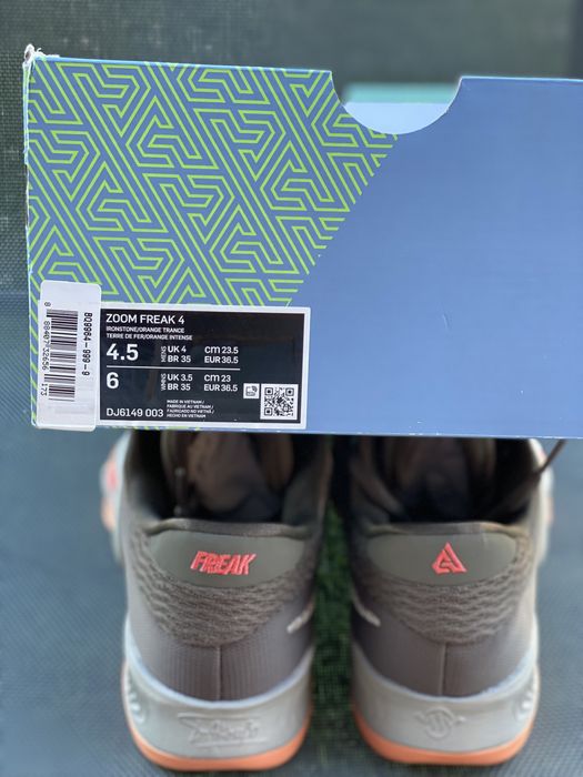 Adidasi Originali Nike Zoom Freak 4 Noi in Cutie Marime 36.5