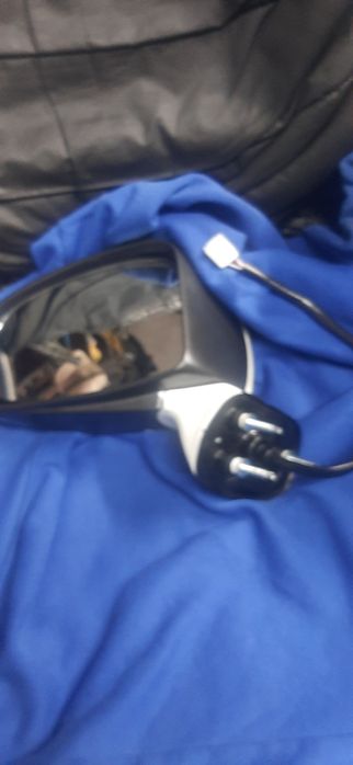 Огледало ляво за Тойота Авенсис 2013г