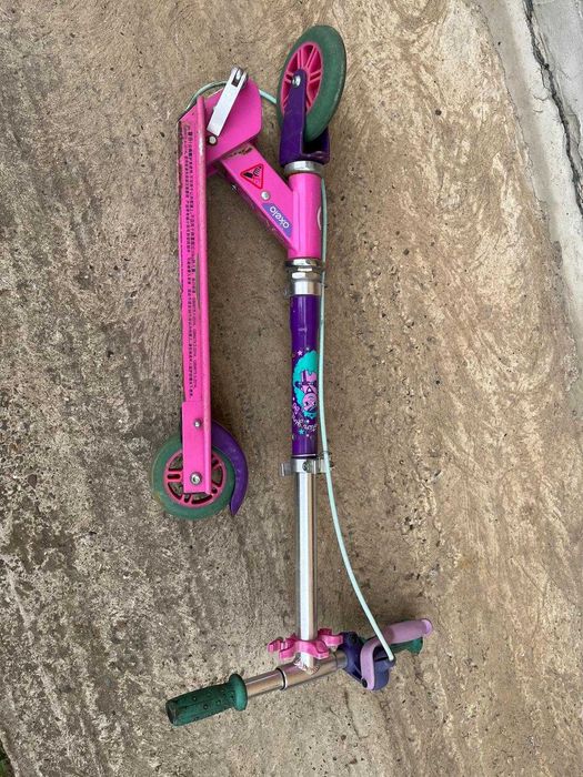 Trotineta Oxelo culoare mov/roz copii 4 - 6 ani