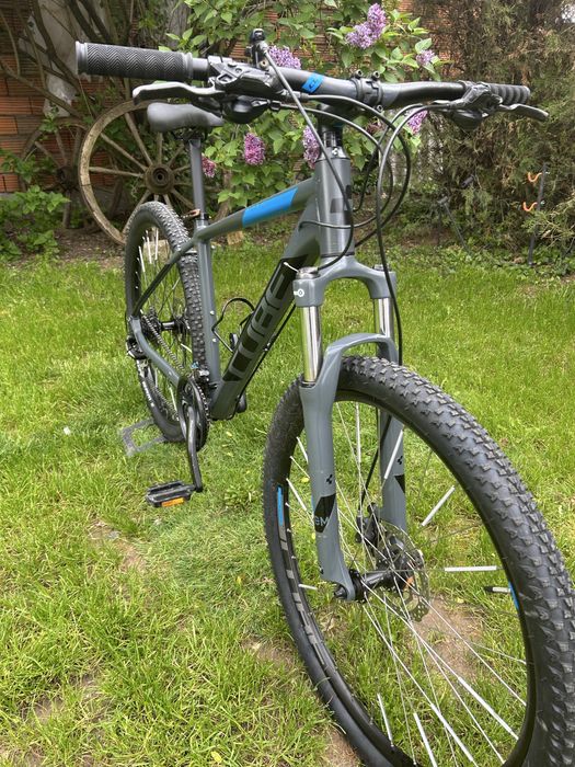 Cube Aim Race 27.5 цола М 3х8 Asera