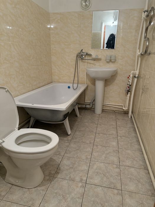 Сдам квартиру семейной паре  , либо девушке