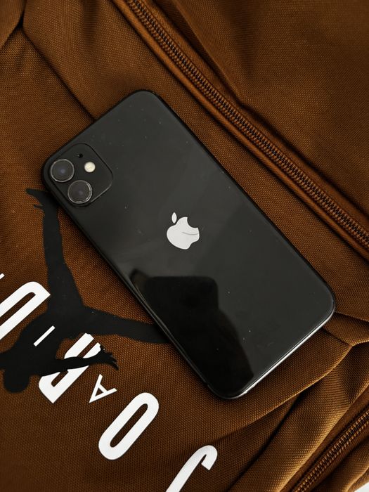 Iphone 11 negru