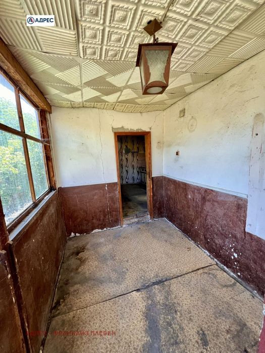 Къща в Ловеч, област-с.Горно Павликене площ 138 цена 20452