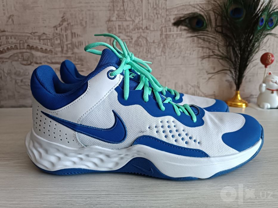 Оригинальные кроссы Nike