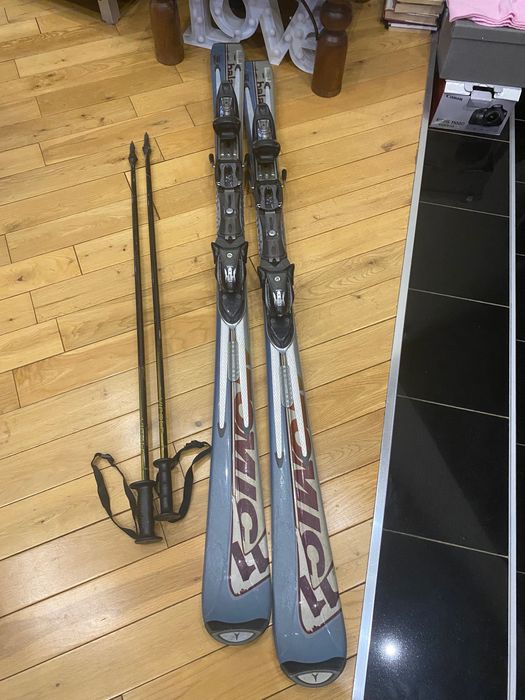 Ски Atomic 150cm с щеки