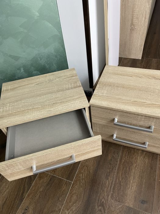 Noptiere ca noi lemn bej 42x32x32