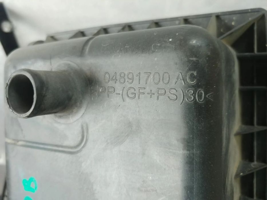 carcasa filtru aer dodge caliber 2.0 b dupa 2006  04891700ac