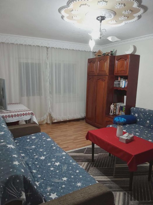 Apartament cu 3 camere de inchiriat in Burdujeni perioada/stil hotelier