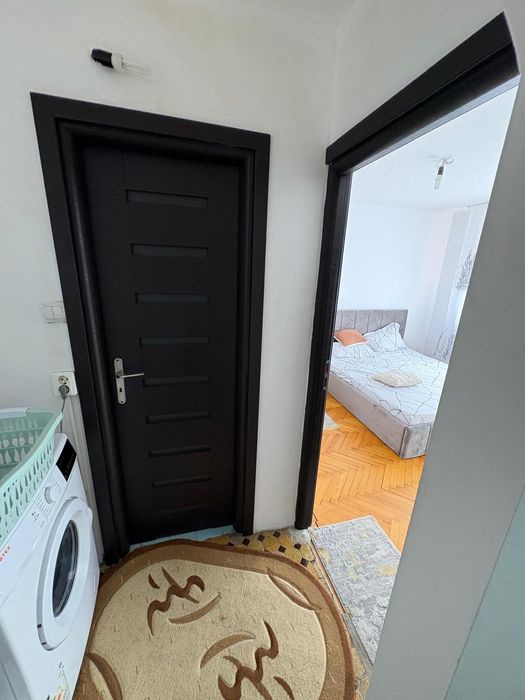 Proprietar - Negociabil, 2 deco, etaj 1, bloc 1984, IPJ Dolj