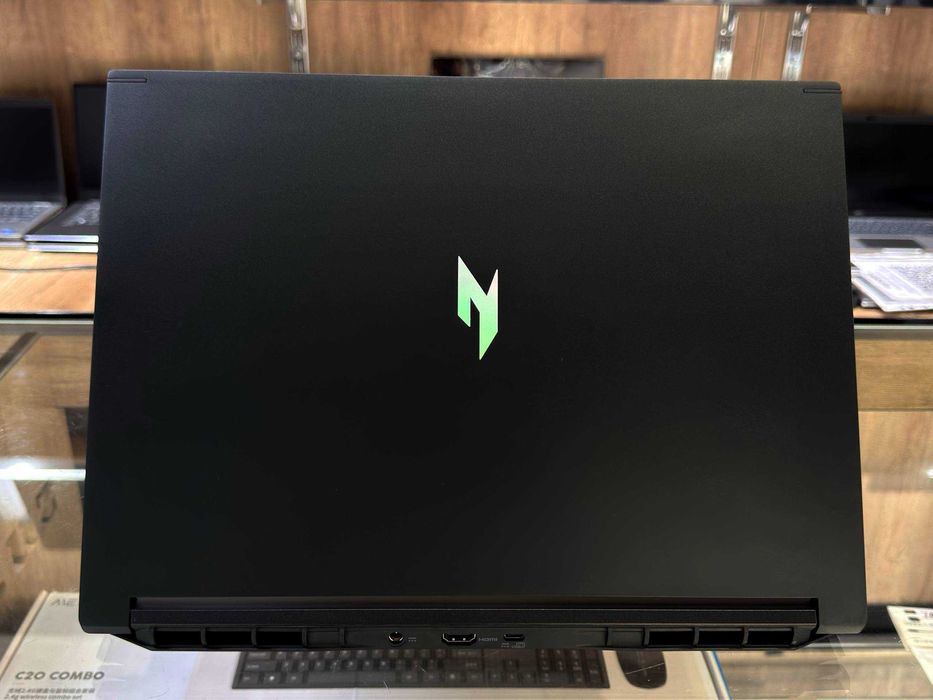 ACER NITRO V16s AI AMD Ryzen 7 260 озу16гб 1T ssd Nvidio RTX 5070