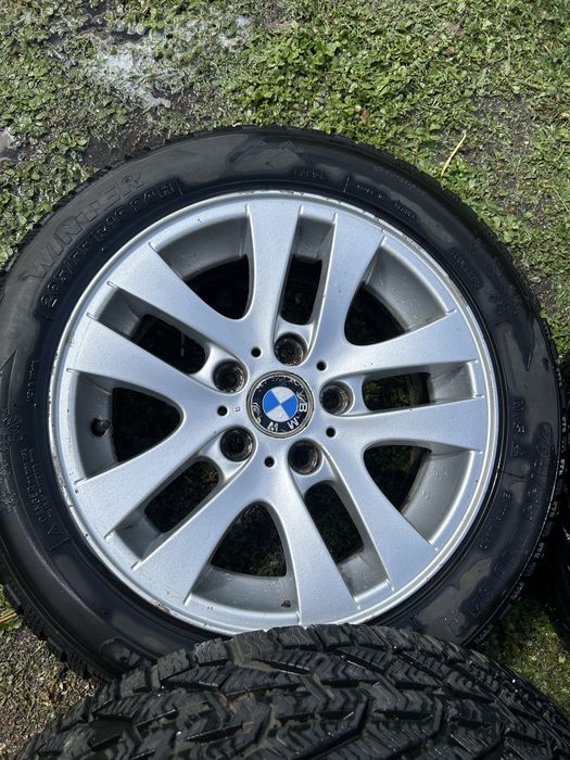 Vând set jante originale BMW R16 cu anvelope de iarnă