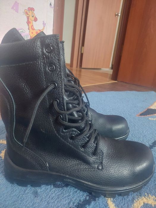 Продам берцы  НОВЫЕ