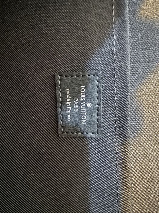 Vand geanta (plic) louis vuitton