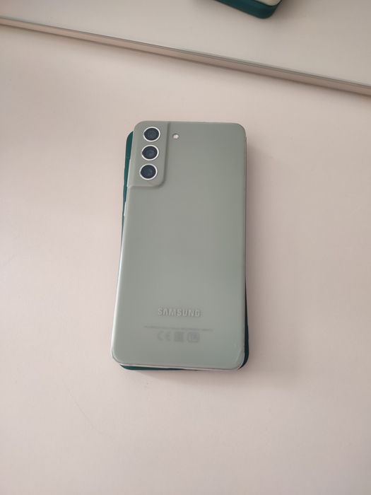 Продам Samsung Galaxy S21 FE 5G Snapdragon