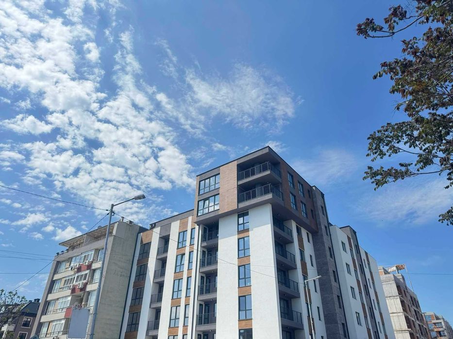 Продава се Тристаен апартамент в Велико Търново, Център - 88 кв.м за 1818 €/кв.м - Снимка #11