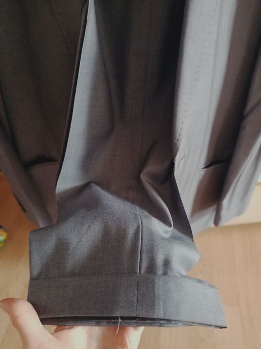 Продам классический костюм