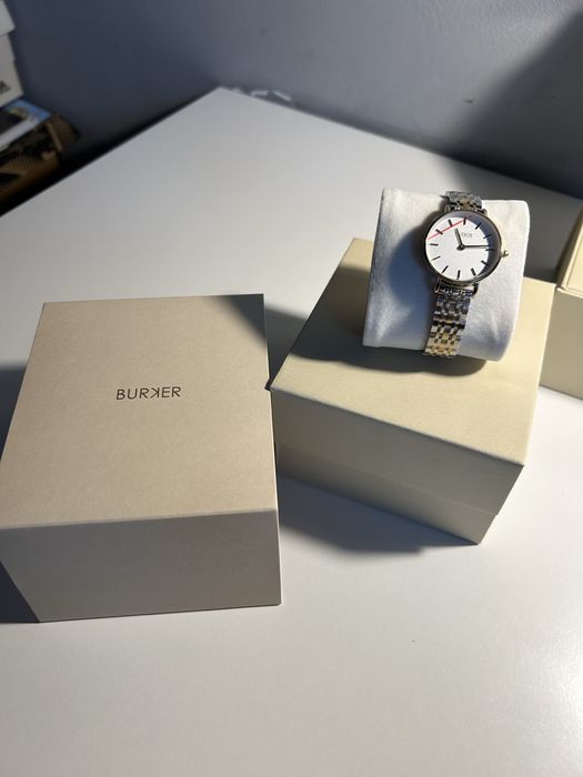 Продам часы Burker