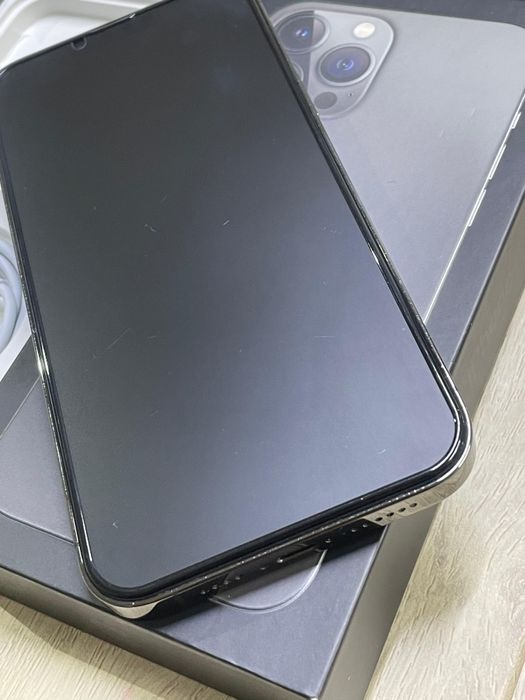 Продам Айфон 13 Про Макс 256г