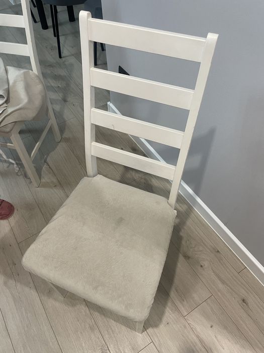 Продам Стол и стулья