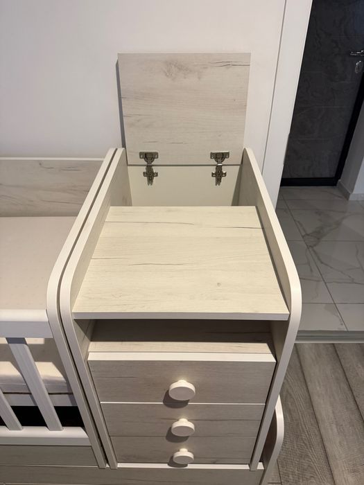 Кошара с люлеещ механизъм 4 в 1