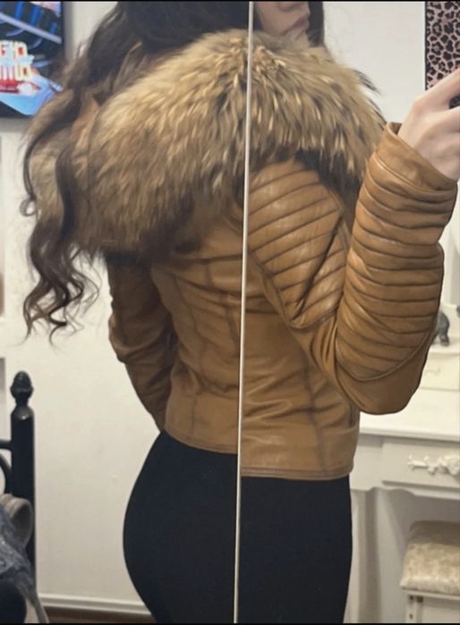 Geaca din piele cu blana