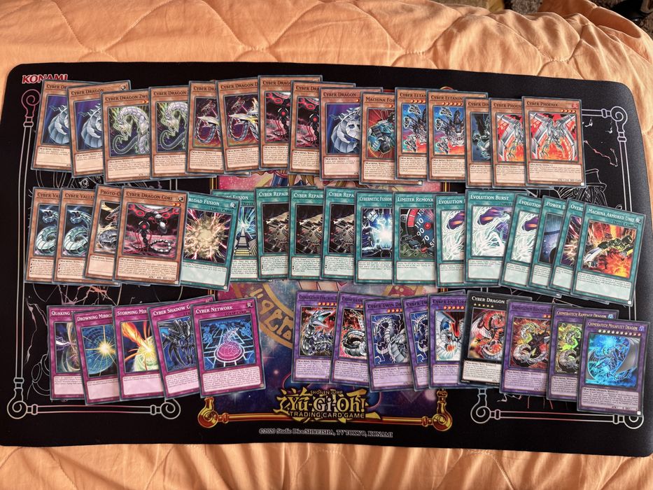 продавам Yu-Gi-Oh hero support + performapal deck с bluk