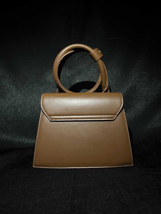 Geanta Le Grand Chiquito Jacquemus