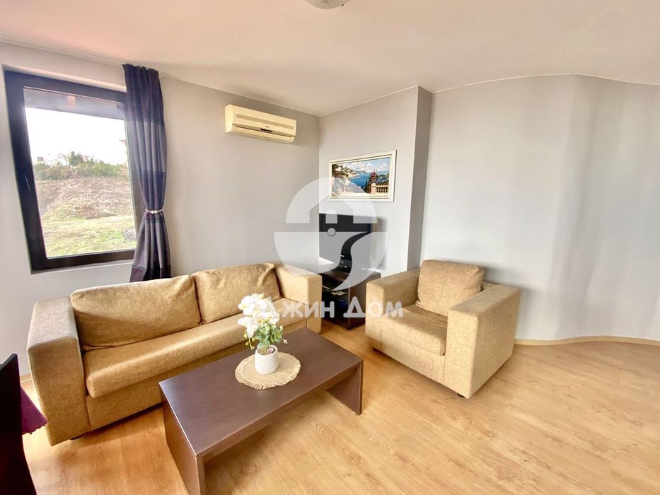 Продава се Двустаен апартамент в Свети Влас - 65 кв.м за 730 €/кв.м - Снимка #1