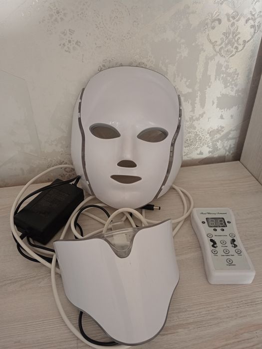 Светодиодная  LЕD маска для лица и шеи