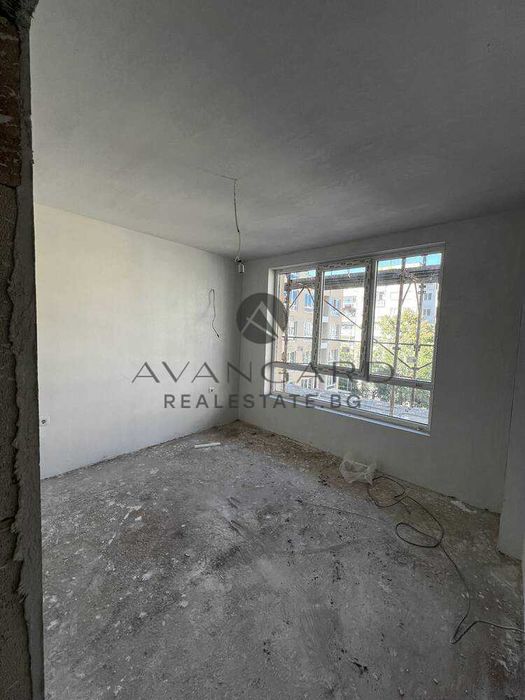 Продава се Тристаен апартамент в Пловдив, Кючук Париж - 97 кв.м за 725 €/кв.м - Снимка #4