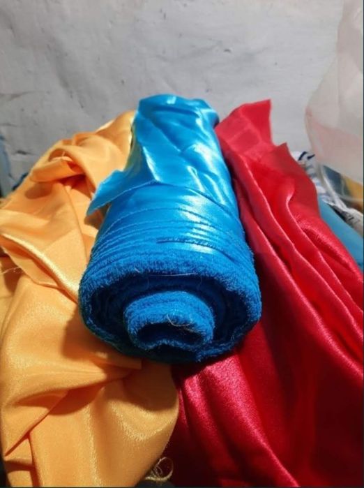 Ткань атлас продам.