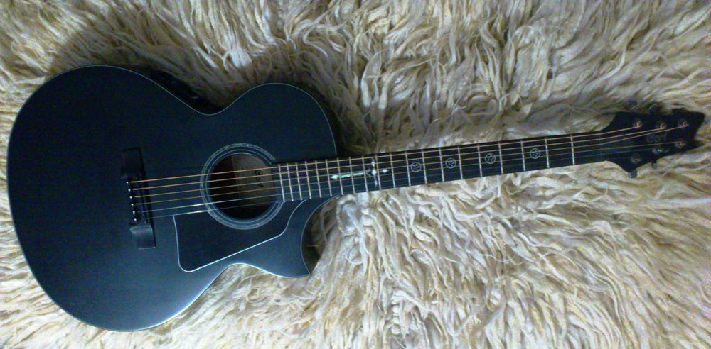 електро-акустична китара cort