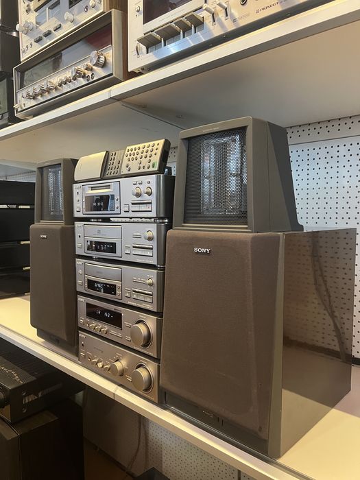 Linie Sony S1 Scala,  Preamplificator TAE-S1, Boxe active Sony SA-S, STR-S1, Deck TC-S1, CD Player CDP-S1, MiniDisc