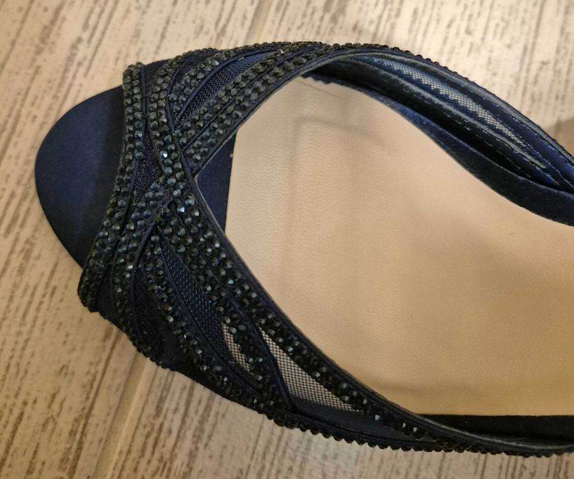 Дамски официални обувки и чанта (комплект)