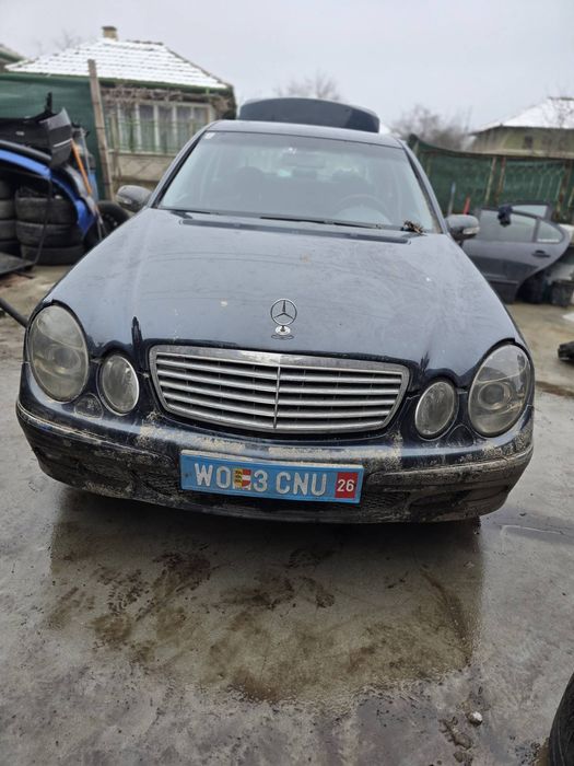 Mercedes e320 D 2003g На части само