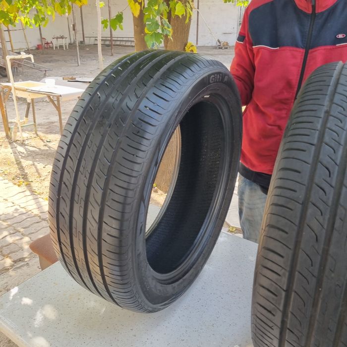 продажа  бу  шины  в отличном состоянии
