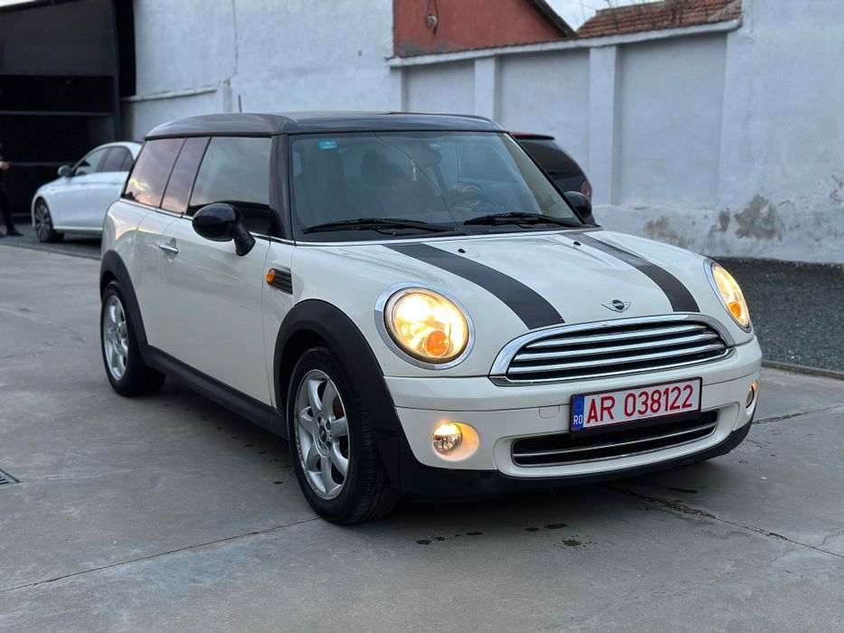 Mini Cooper Clubman 1.6 Benzina 120Cp - 6 Trepte - Semi Piele - 2009