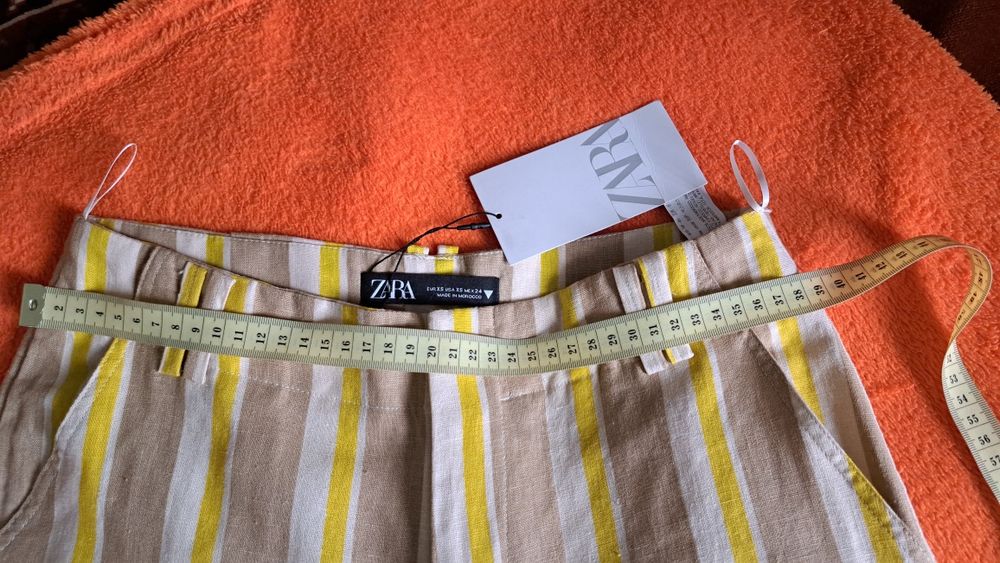 Zara: Pantaloni noi de in cu dungi, stil blugi
