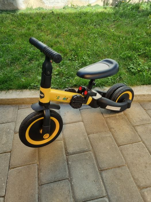 Tricicleta si bicicleta Chipolino smarty 2 in 1
