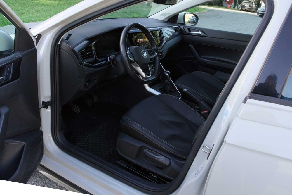 VW Taigo Life 1.0 TSI OPF. В гаранция!