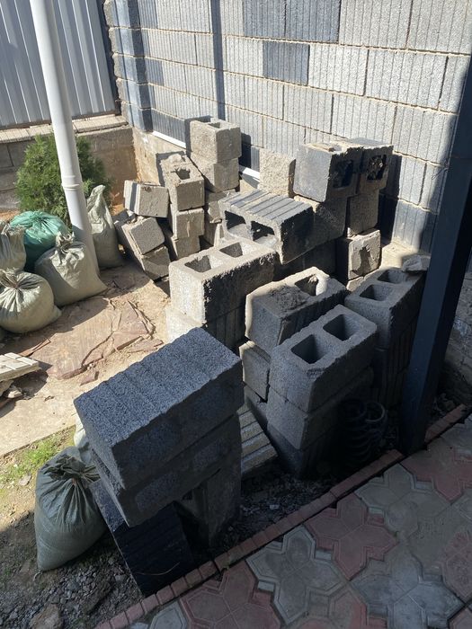 Шлакоблоки продаю