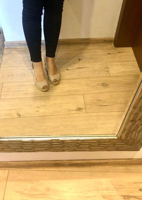 ,Tommy Hilfiger и др. 38 номер спешно!