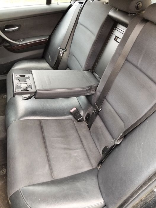 BMW seria 3 E91. 320d ( 2005)