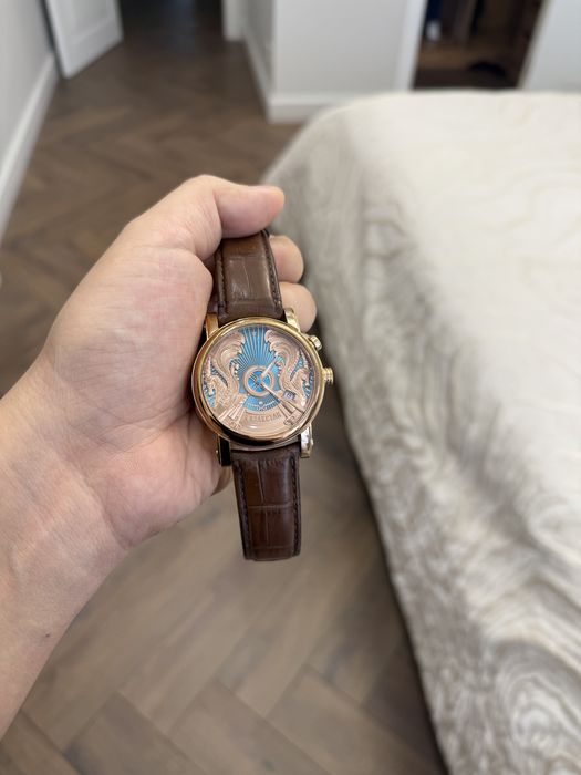 Часы Отан произдводство Казакстан