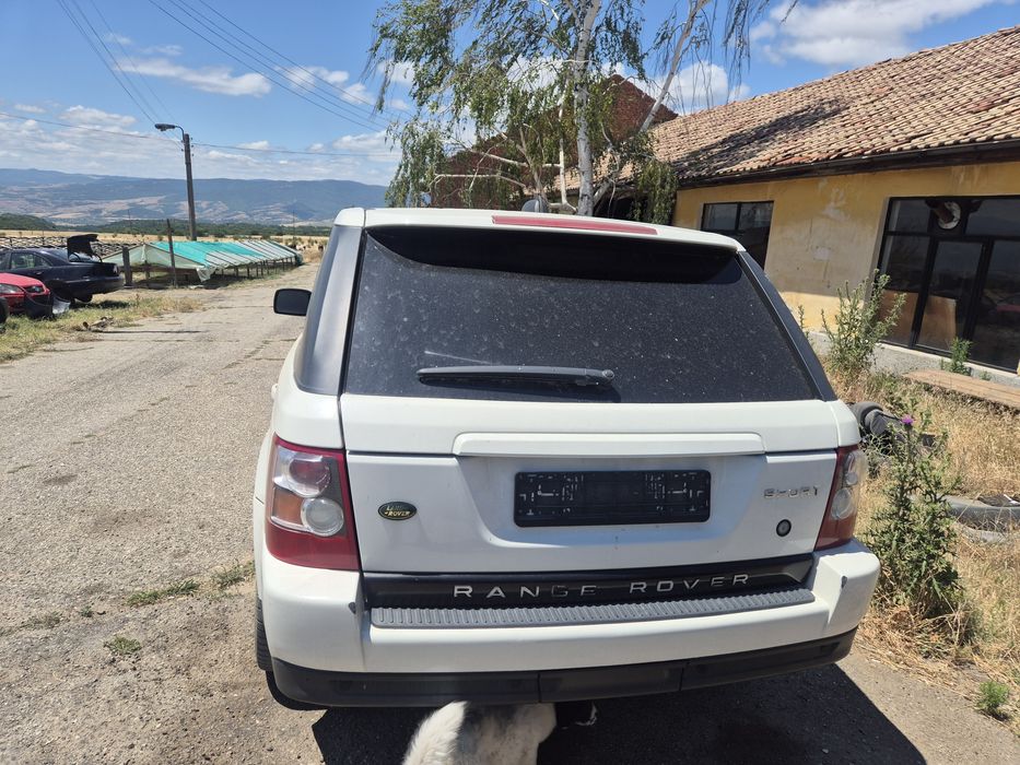 Продавам на части