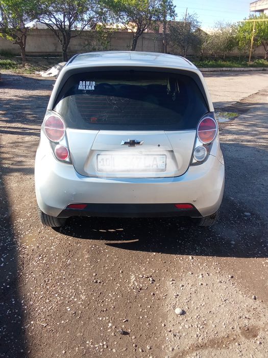 Продается спарк 2014 года. Газ бензин Цена 4000уе. Газ 4 поколение.