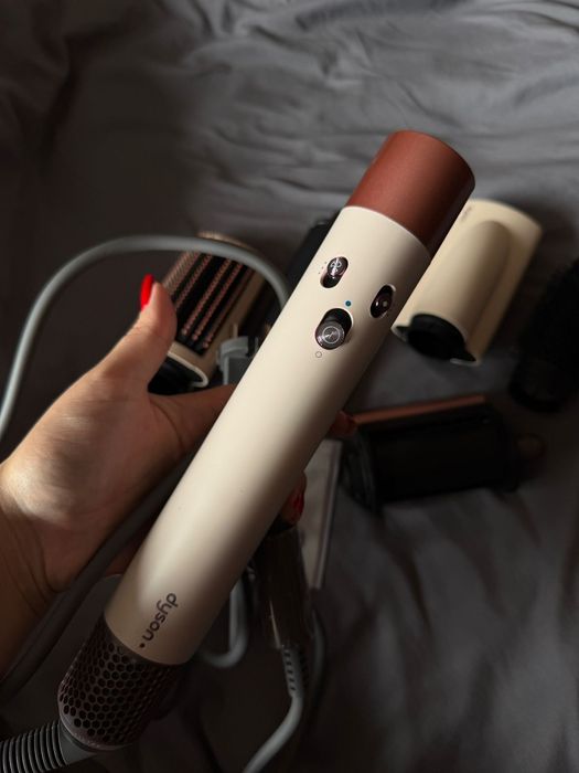 Продам Dyson оригинал